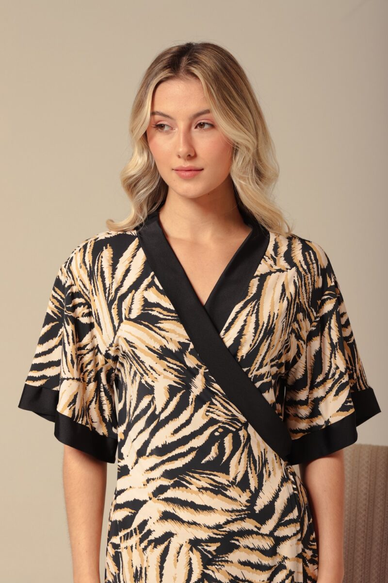 Robe Curto - Fluity Animal Print Preto - Col. Magia - Image 4