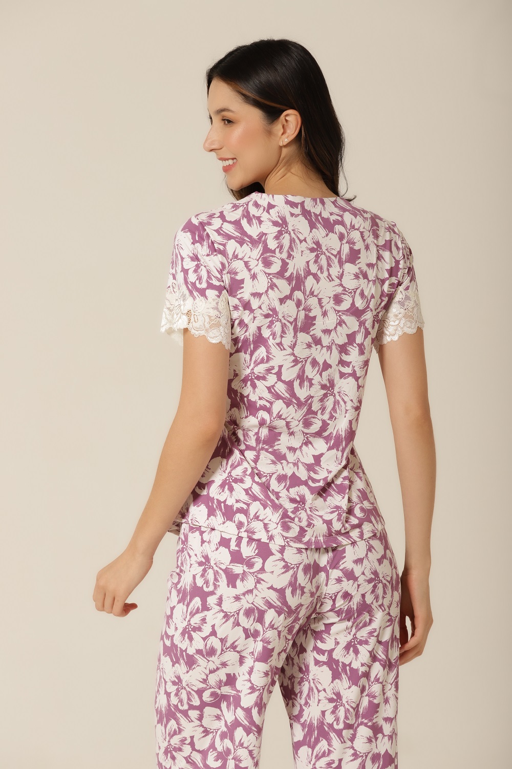 Conjunto Pijama Manga Curta - Fluity Floral Lilás - Col. Flower - Imagem 8