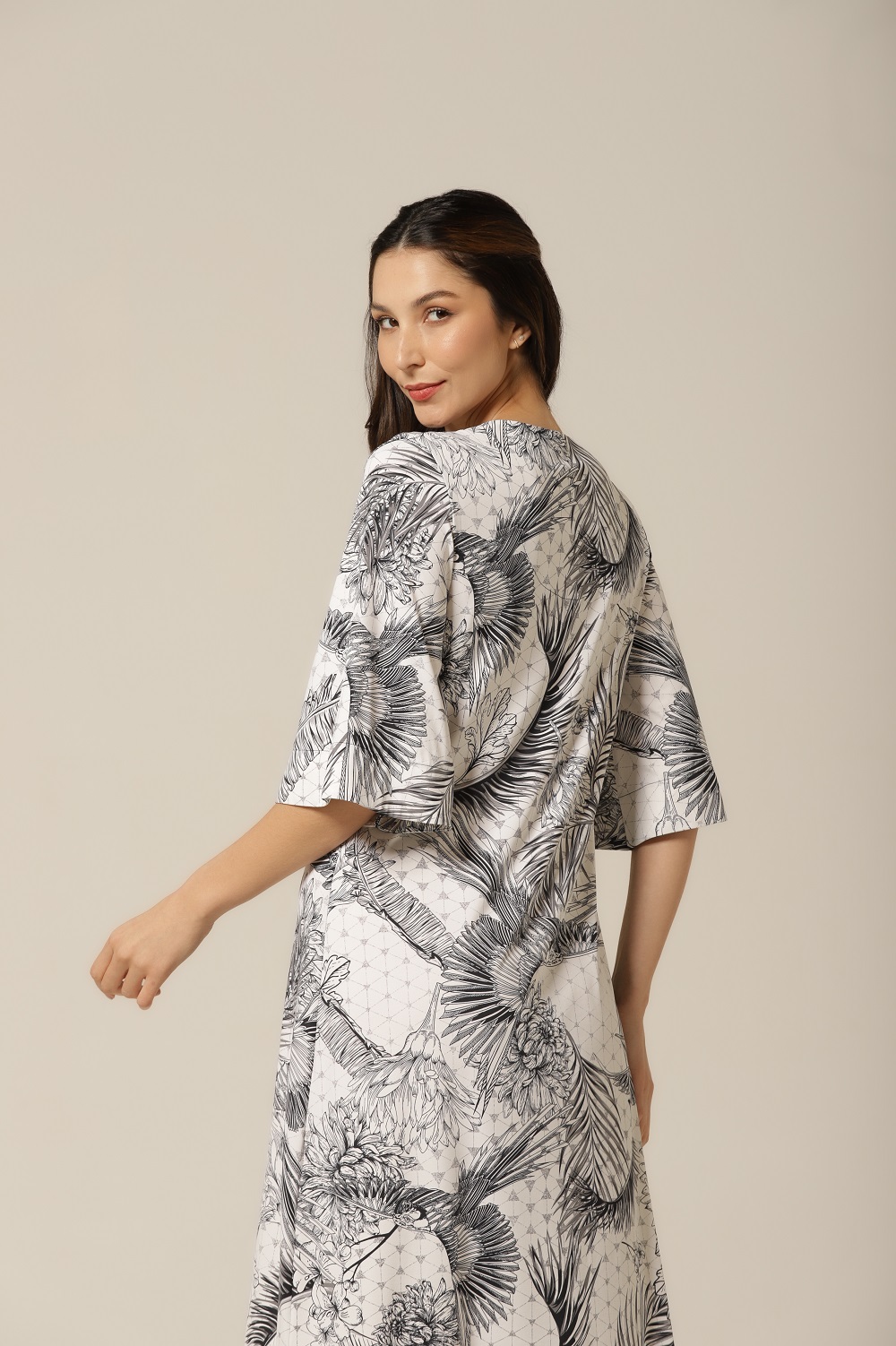 Kaftan Fluity - Branco e Preto - Col. Bleu - Imagem 3