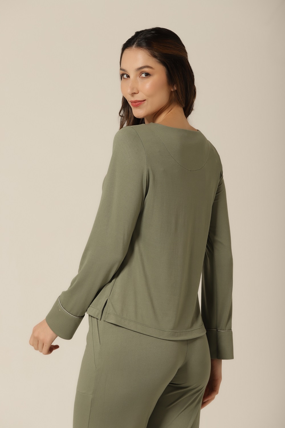 Conjunto M.Longa - Verde Militar - Col.Gabriela Sabatini - Imagem 5