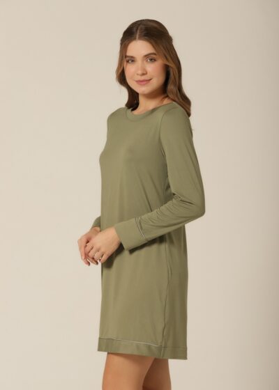 Alternative view of Camisão M. Longa - Verde Militar - Col. Gabriela Sabatini
