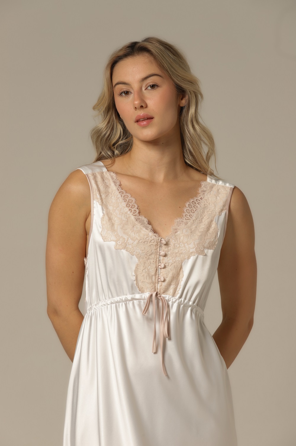 Camisola Regata Longa - Cetim Off - Col. Raios e Renda - Imagem 2