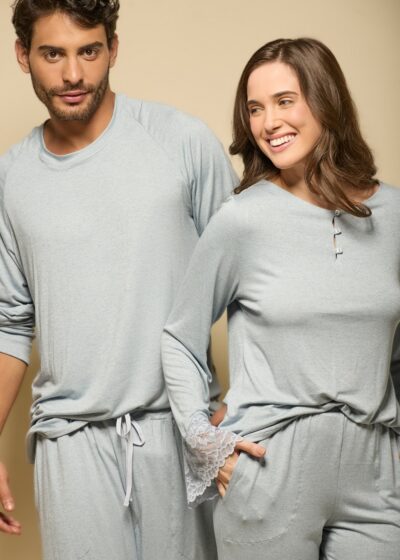 Alternative view of Pijama Longo Feminino Alma Leve em Malha Tricot Azul com Renda
